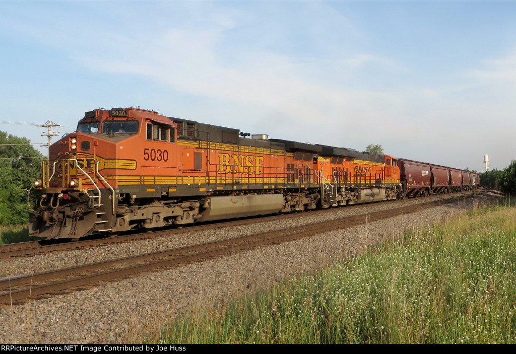 BNSF 5030 East